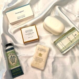 7 pc Bath Cleansing Bars BATHE Thymes NEUTROGENA Gilchrist & Soames BATH & BODY